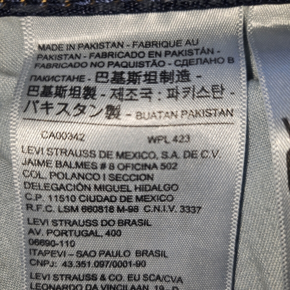 Levi's 525 Perfect Waist Straight Women's Jeans in Dark Blue - Picture 9 of 13